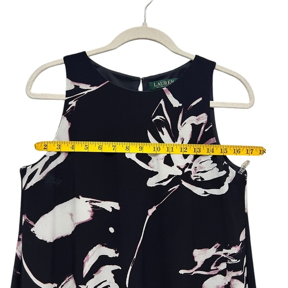 Lauren Ralph Lauren Shift Dress. Navy with Floral Print. Size 8. Knee le… - Picture 7 of 9